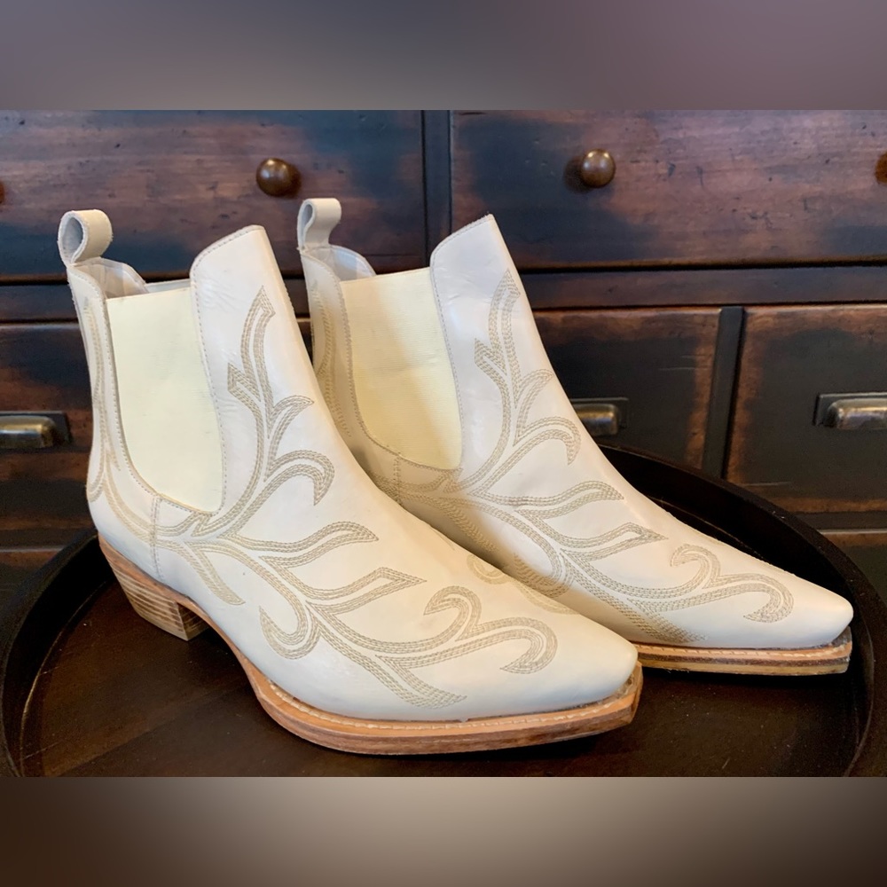 Free People Wayward Western Boot, Bone 
Size U.S. 8.5 / E.U. 38.5